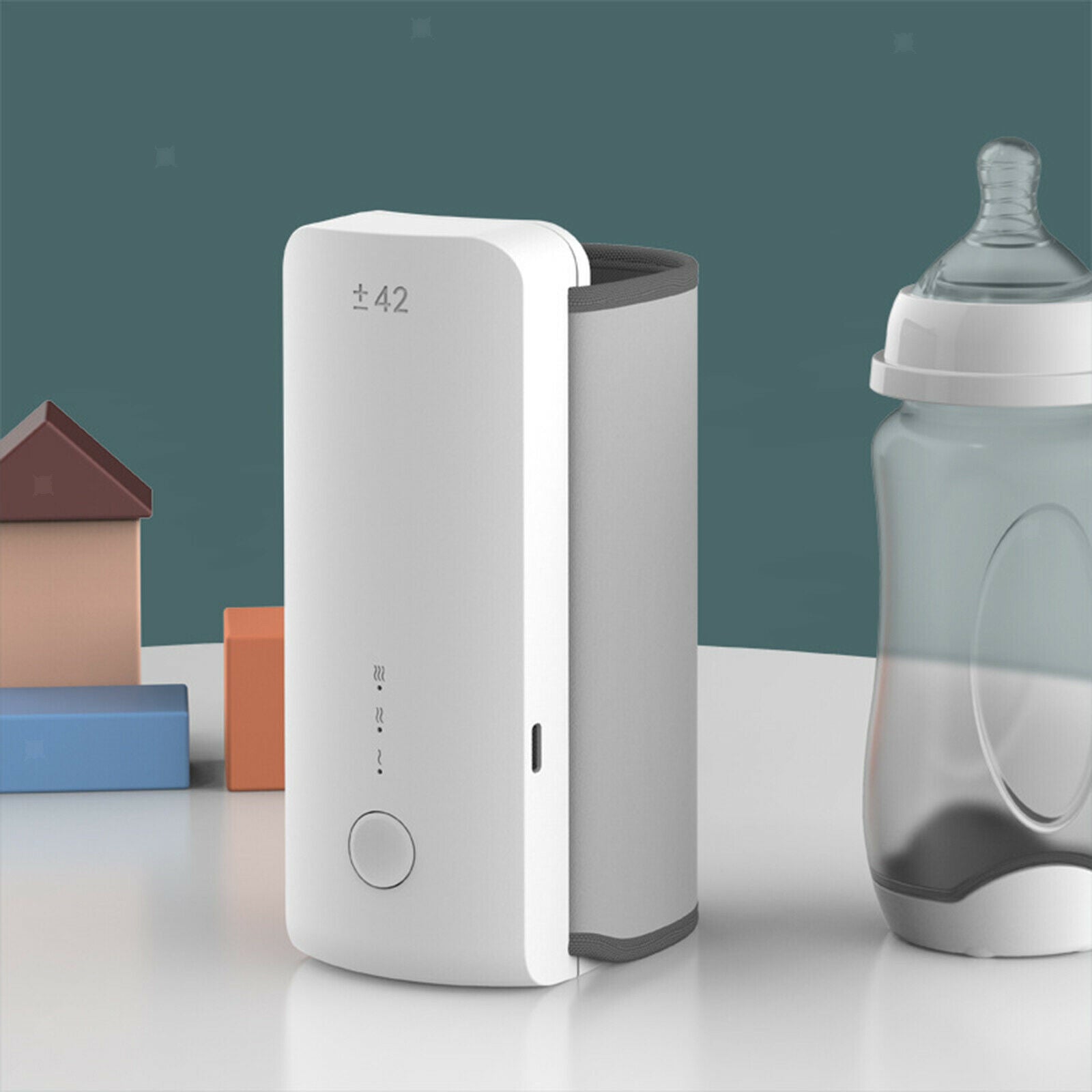 Travel Baby Bottle Warmer 5200mAh Battery Powered Wireless Warms Formula