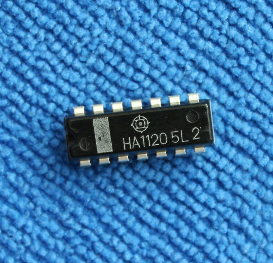 1pcs HA1120 DIP-14 Integrated Circuit IC