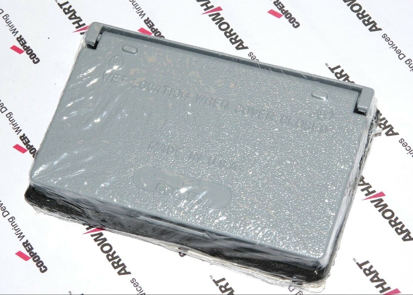1pcs-COOPER S992 Single Receptacle Horizontal Metal Weatherproof Cover