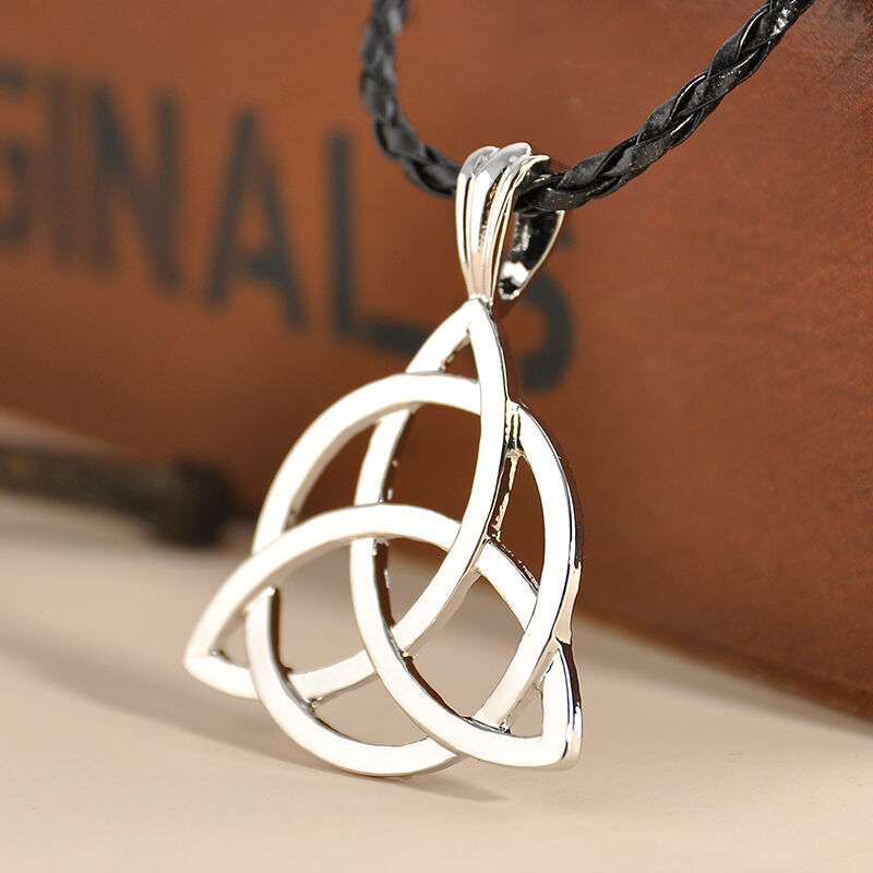 Retro Celtic Knot Triquetra Trinity Pewter Pendant with 20" Choker Necklace