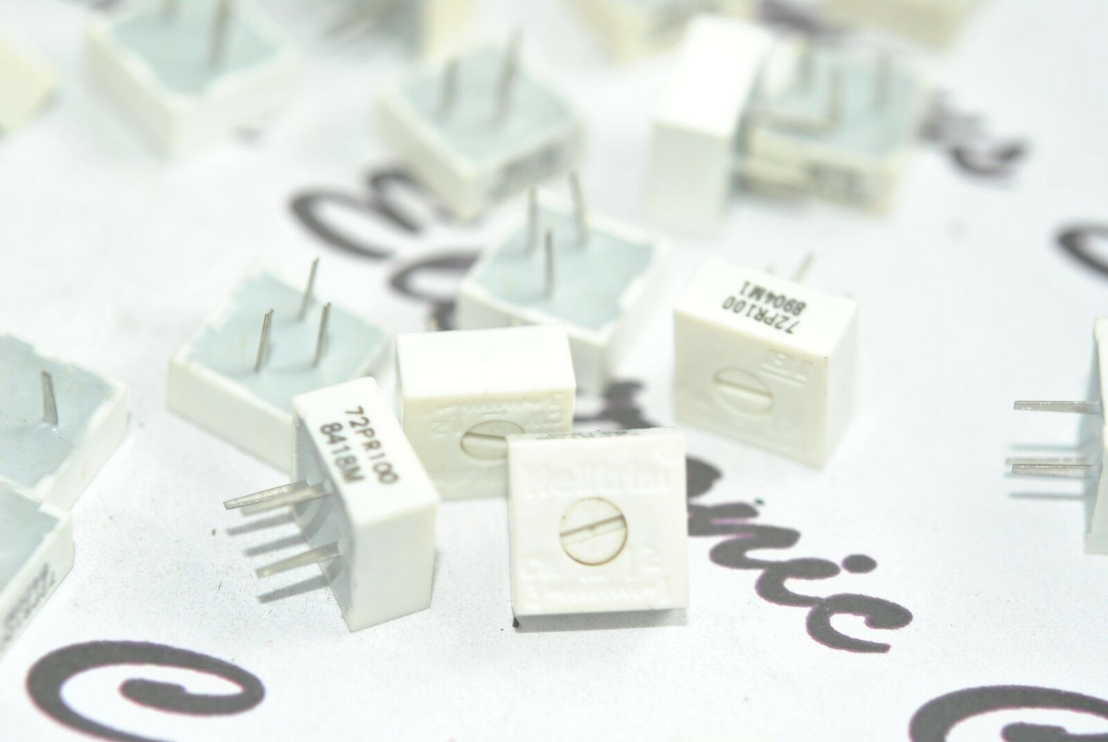 30pcs - 72PR100 100R 1-Turns Variable Potentiometer / Trimmer