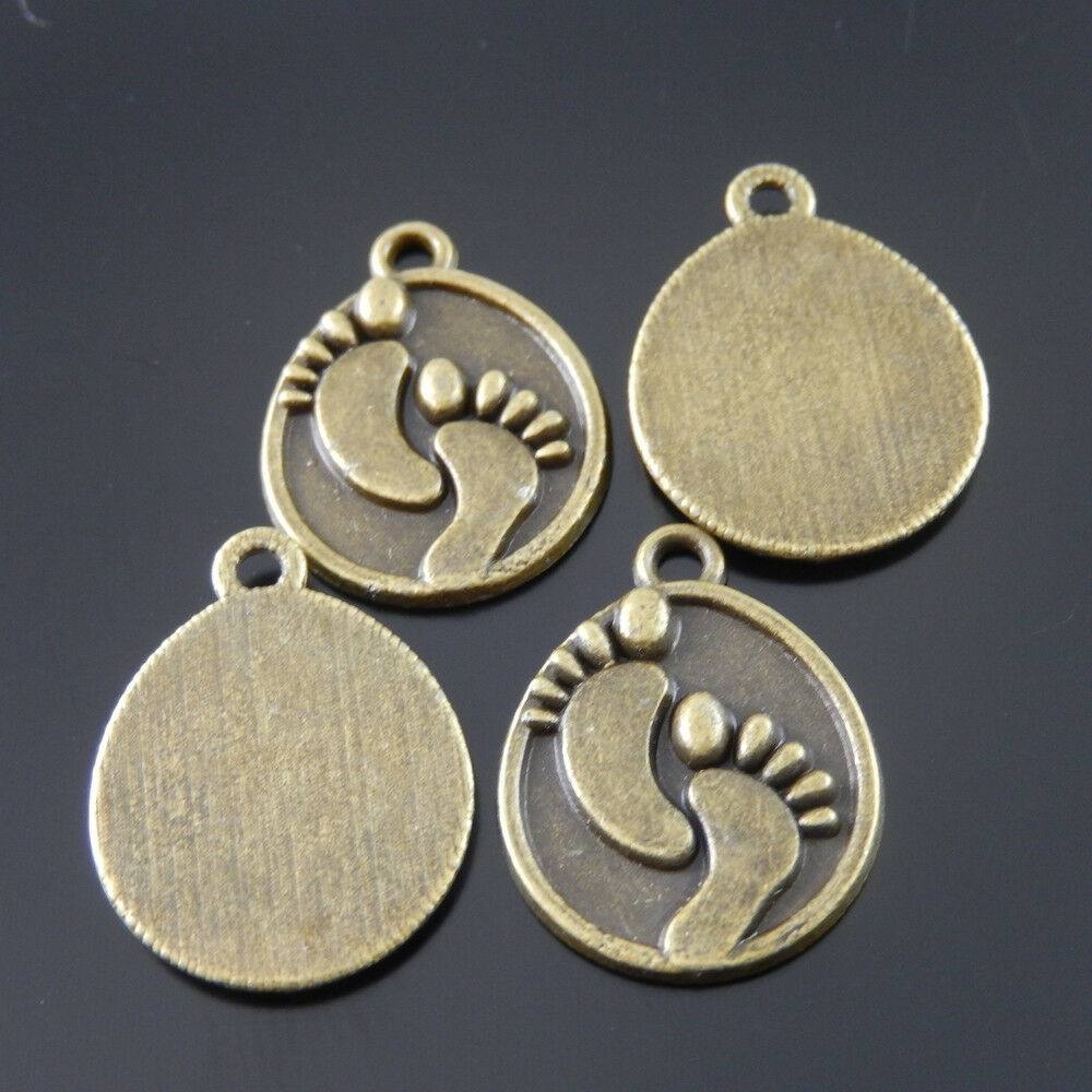 40 pcs Antiqued Bronze Alloy Oval Footprint Charms Necklace Pendants 19x17x2 mm