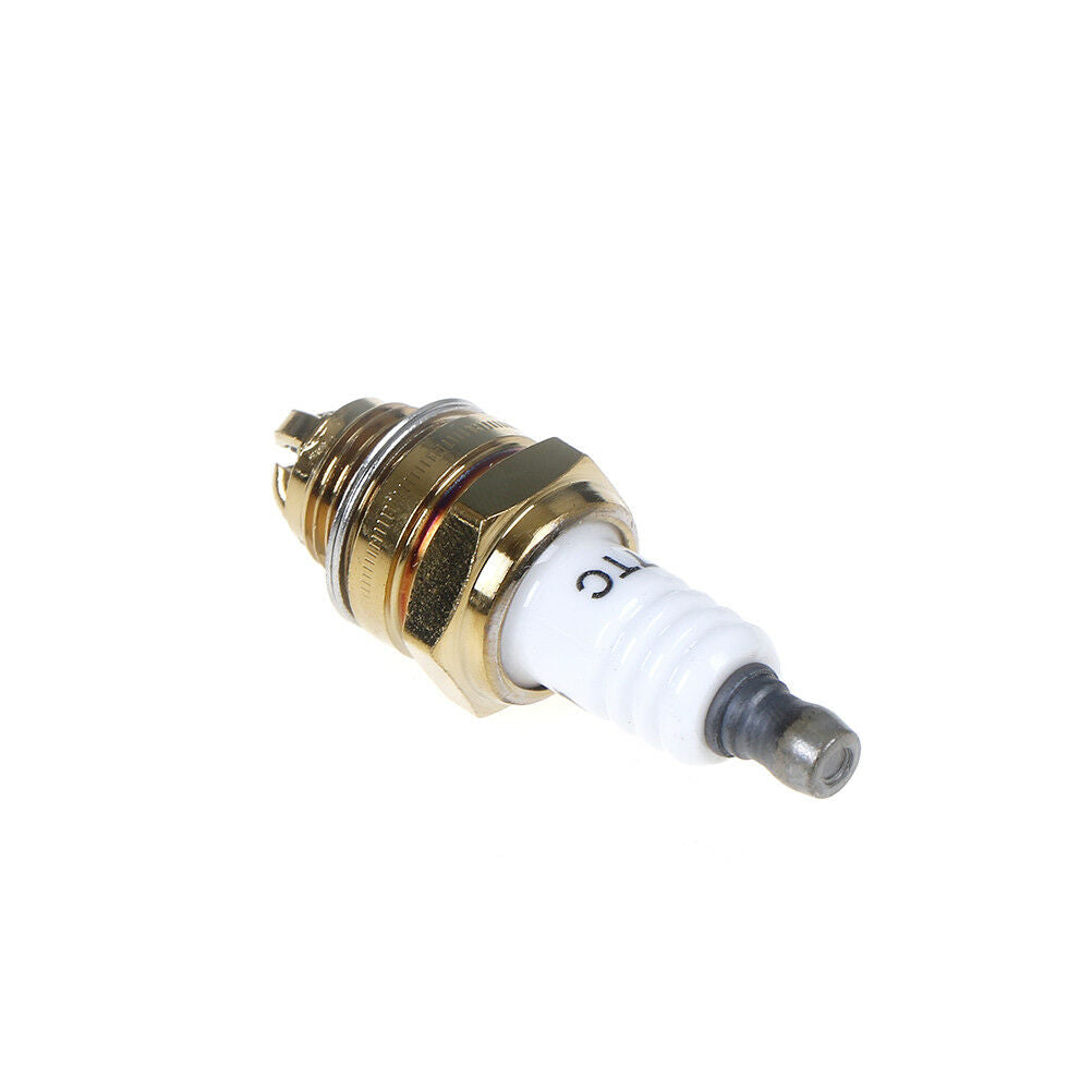 Spark Plug L7TC For Lawn mower Chainsaw Engine Parts .l8