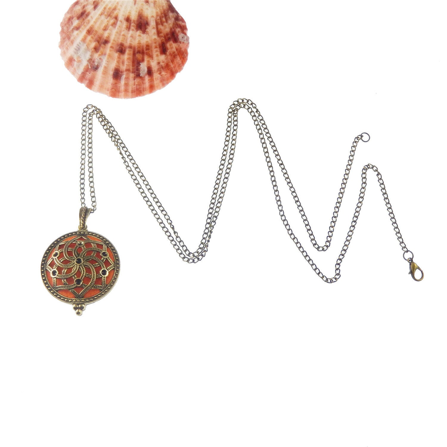 2-pack Bronze Color Floral Locket with Aromatherapy Pad Necklace Pendant Jewelry