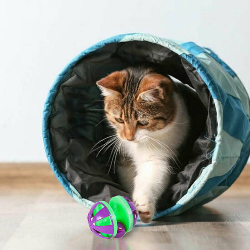 1Pcs Plastic Rolling Cat Interactive Bell Ball Teaser Squeaky Pet Chew T.l8