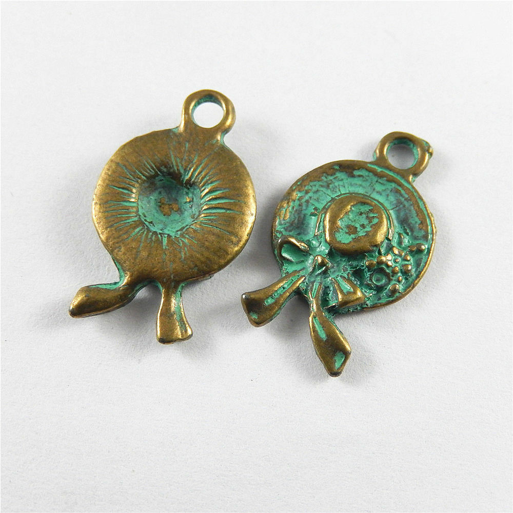 20PCS Patina Sun Hat Charm Alloy Pendant Dangle Jewelry Making Crafts 26x16x3mm