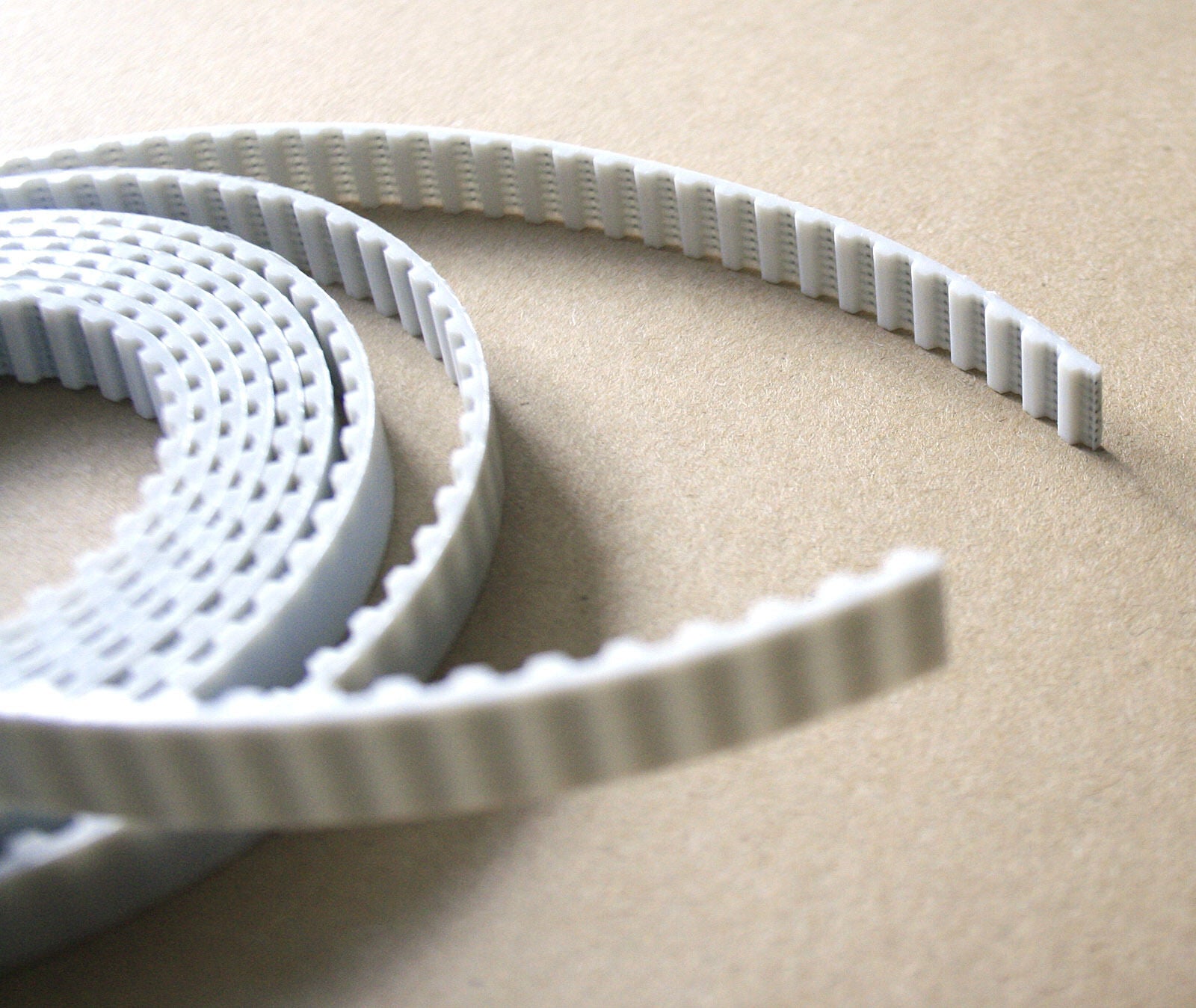 1 Meters (40") T5 Timing Belt Perfect For RepRap Prusa Mendel Huxley CNC [M_M_S]