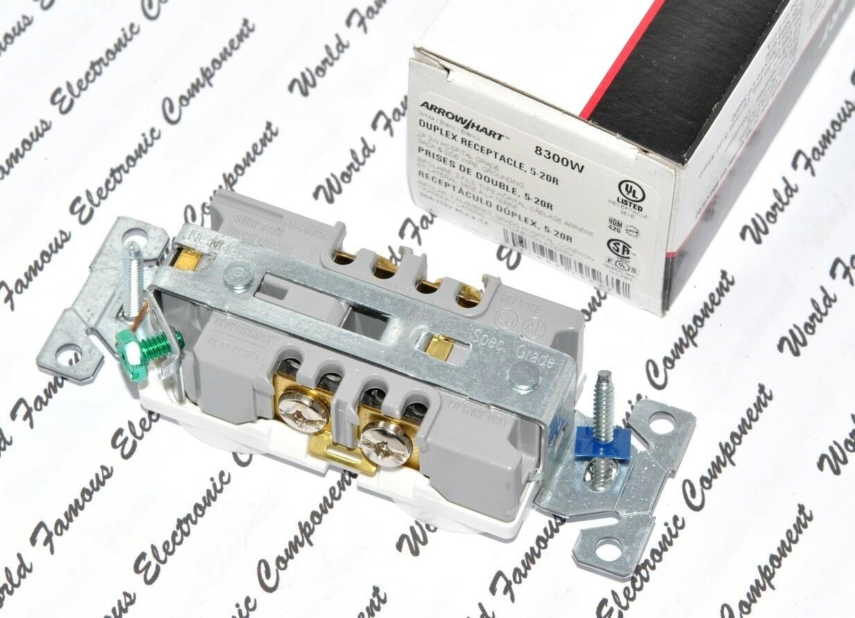 1pcs-COOPER WIRING 8300W  15A-125V NEMA 5-15 Hosptial Duplex Receptacle Outlet
