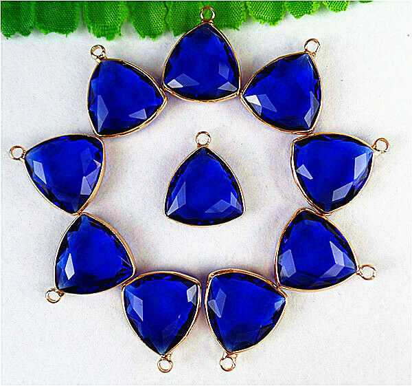 30Pcs 22x18x6mm Faceted Wrapped Blue Titanium Crystal Triangle Pendant DIY HH819