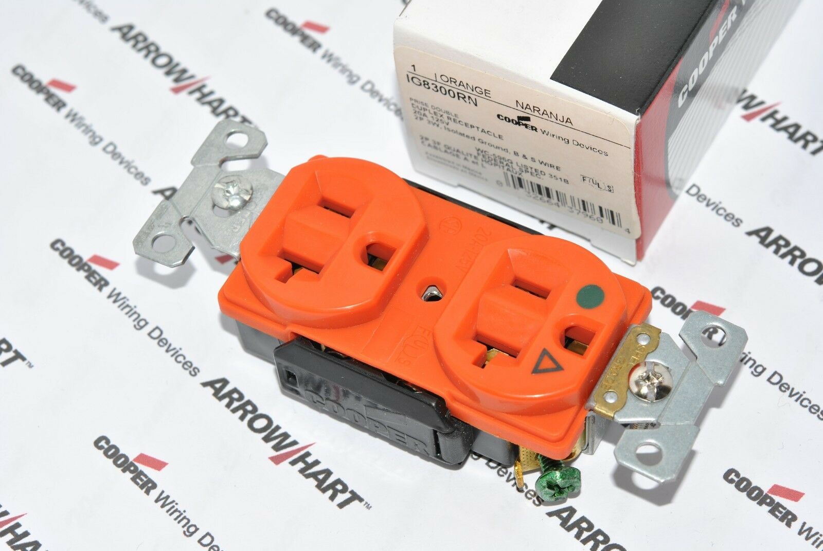 1pcs-COOPER WIRING IG8300RN Isolated Premium Hospital Duplex Receptacle 20A 125V