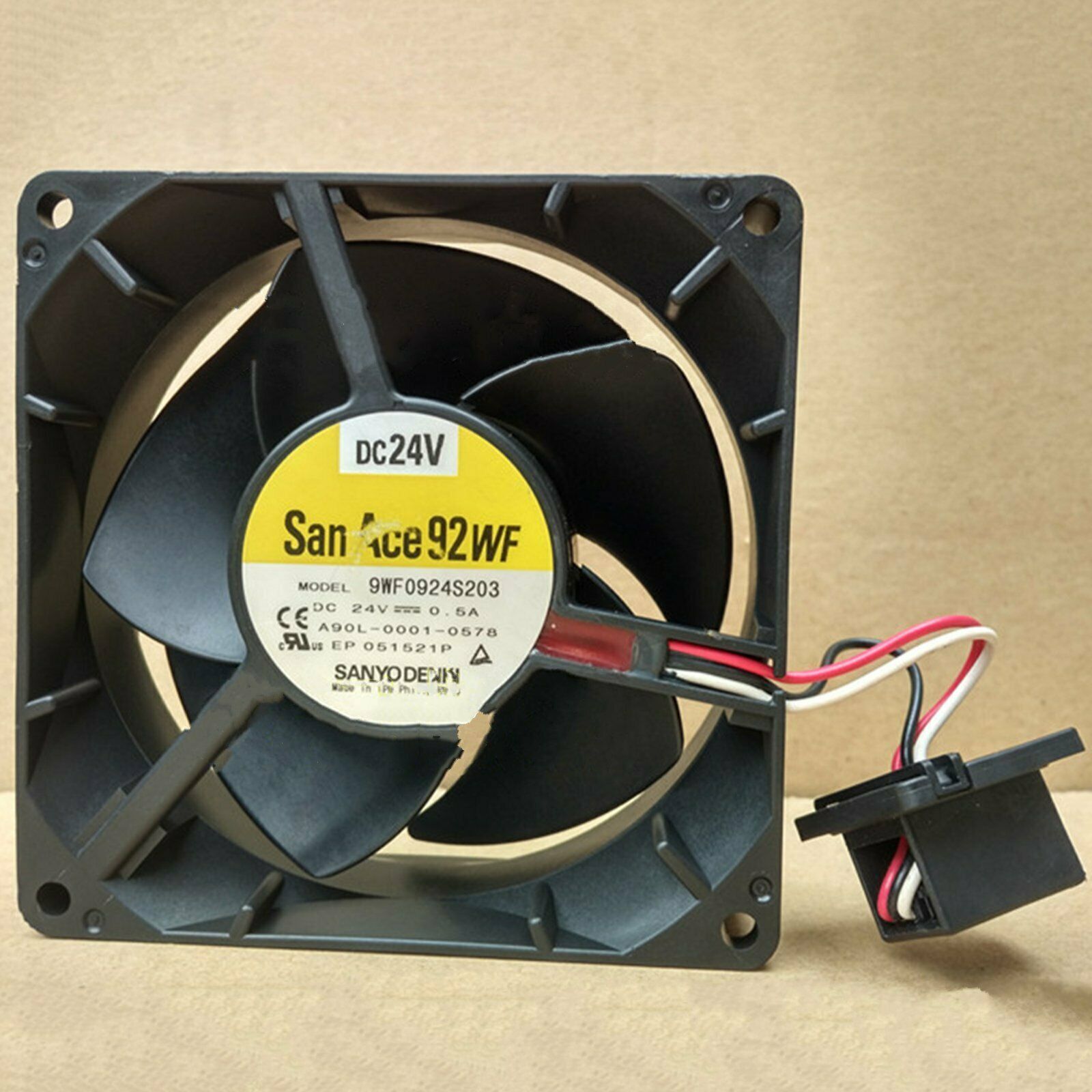 One New FANUC A90L-0001-0578 9WF0924S203 DC24V 0.5A waterproof fan A90L00010578