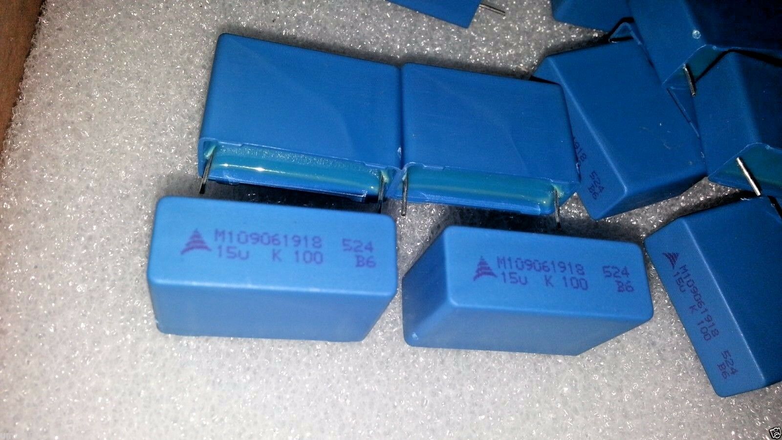 2x EPCOS 15uF 100V 10% B32524Q1156K 27.5mm HIEND STACKED FILM CAPS FOR AUDIO!