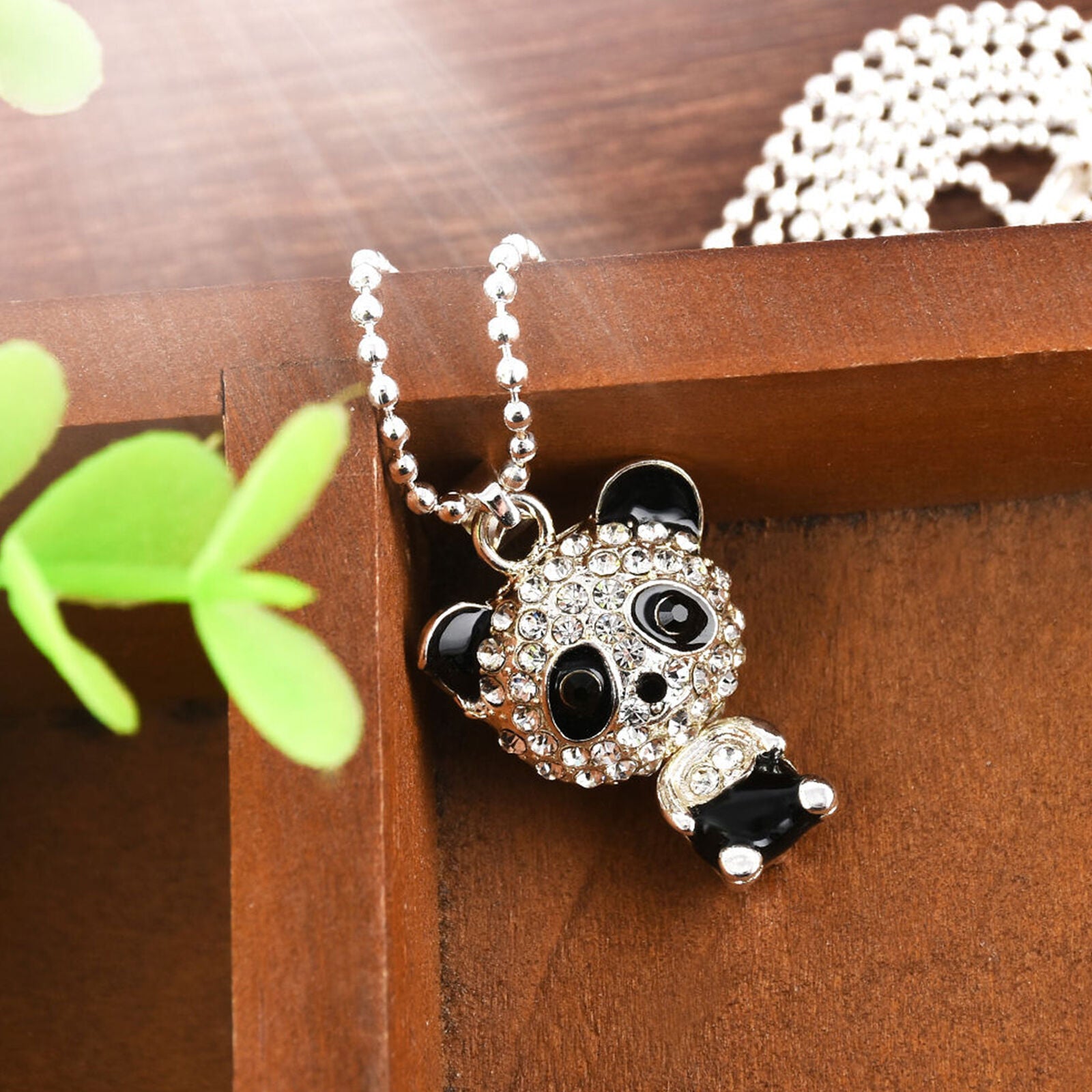 New Women Delicat Fashion Necklace Rhinestone Panda Pendant Chain Jewelry Gift