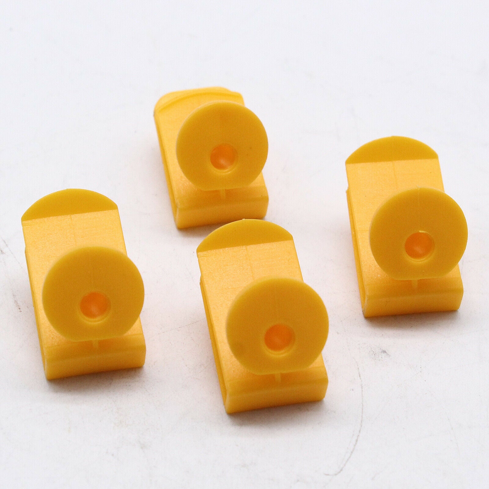 2X Vehicle Undertray Mounting Clips Set A0019913970 for Smart 2008-2014 Yellow