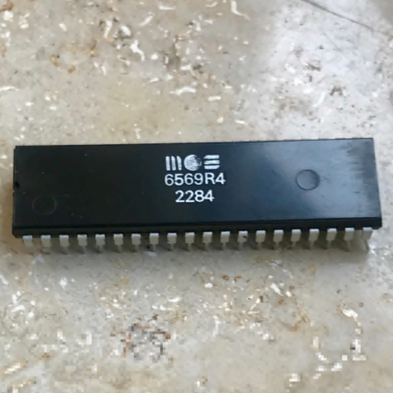 1PCS  IC MOS DIP-40 MOS6569R4 MPS6569R4 CSG6569R4 6569R4 6569