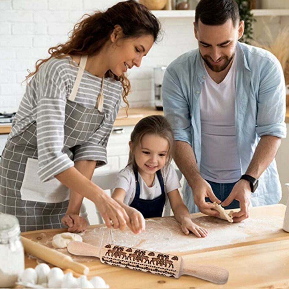 Christmas Wooden Rolling Pins Elk Deer Embossing Rolling Pin Kitchen Baking Tool