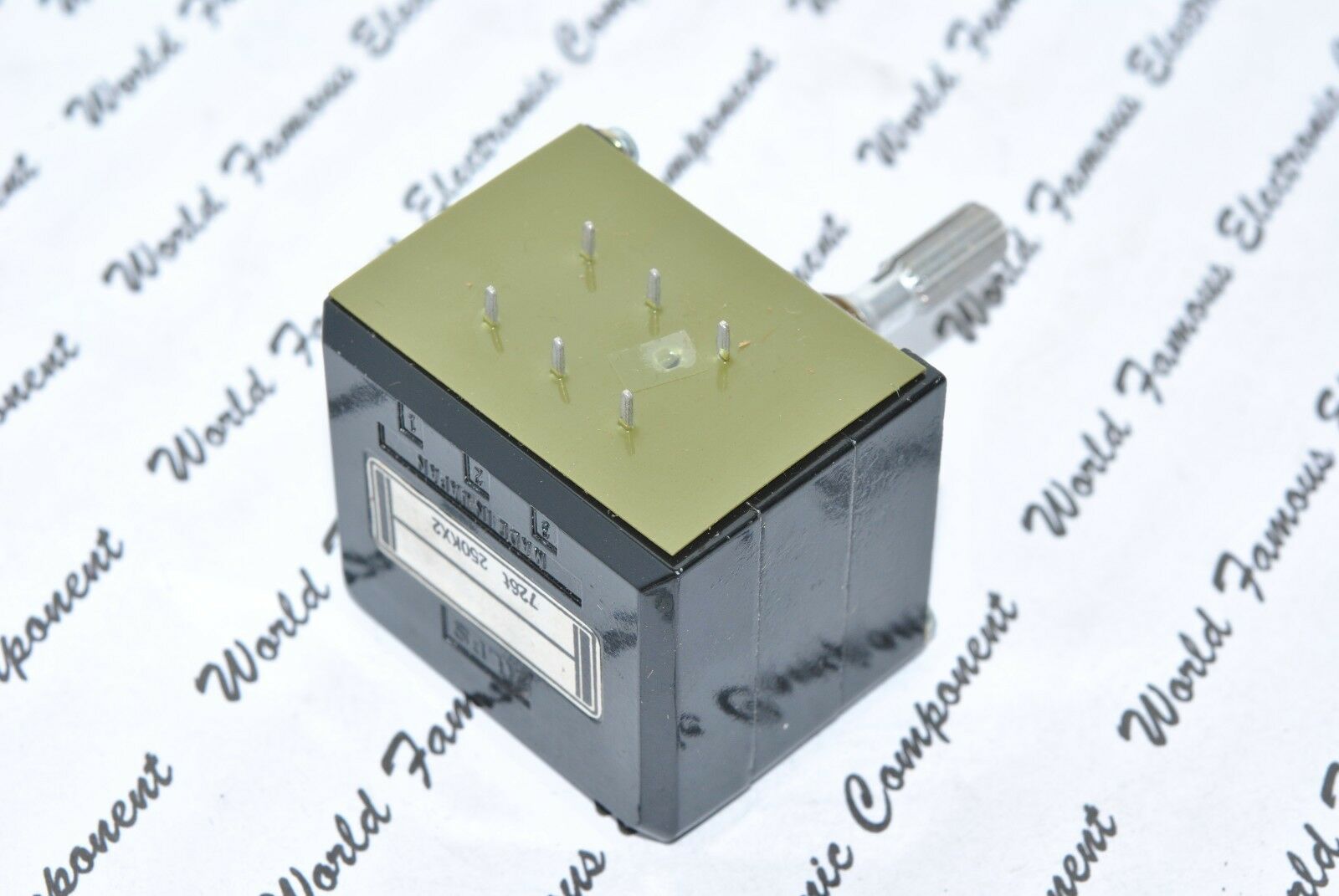 1pcs - ALPS RK40 250K Log Black Beauty Audio Potentiometer Knurled - 726t