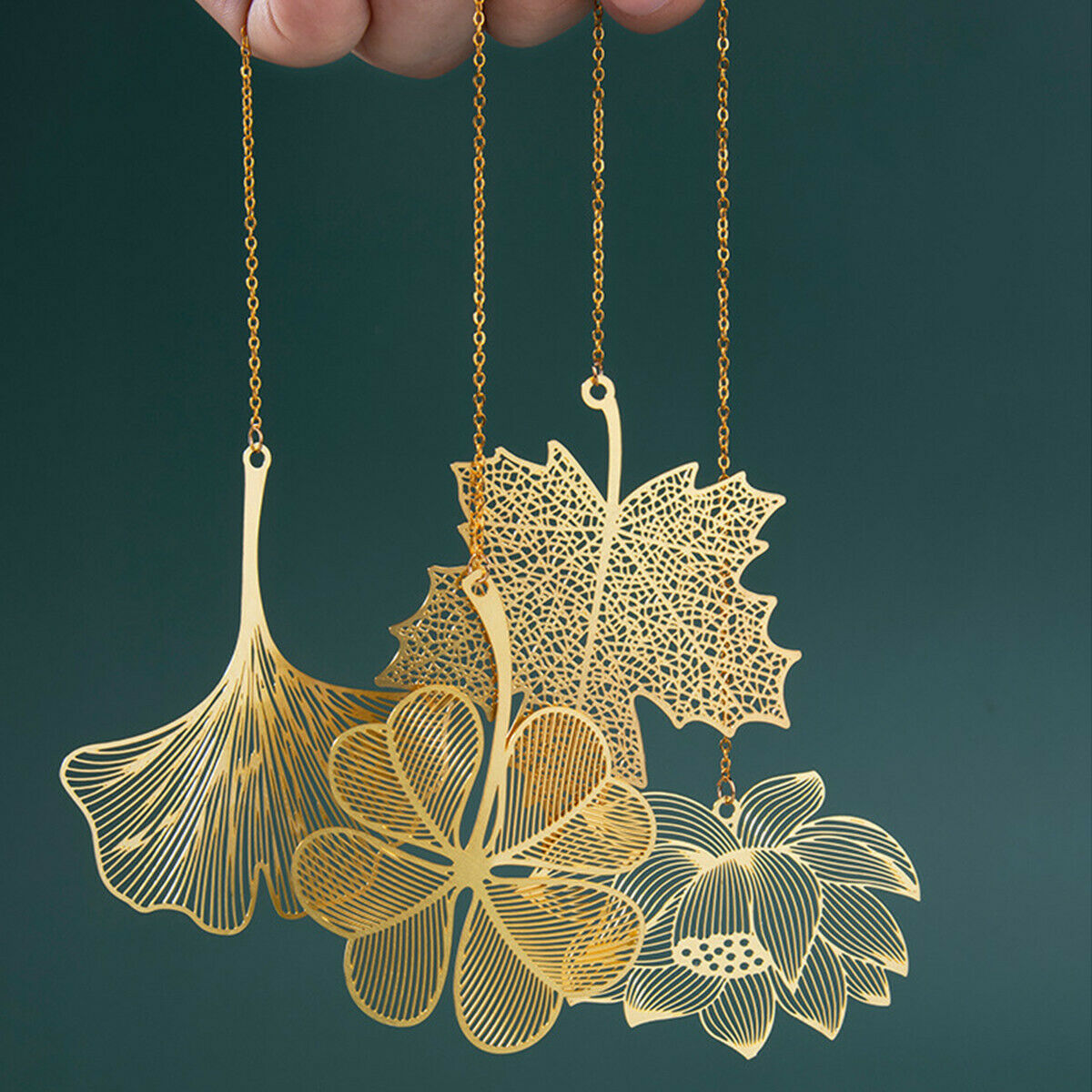 4pcs/set Apricot Book Holder Stationery Leaf Metal Bookmark Chinese Style Tassel