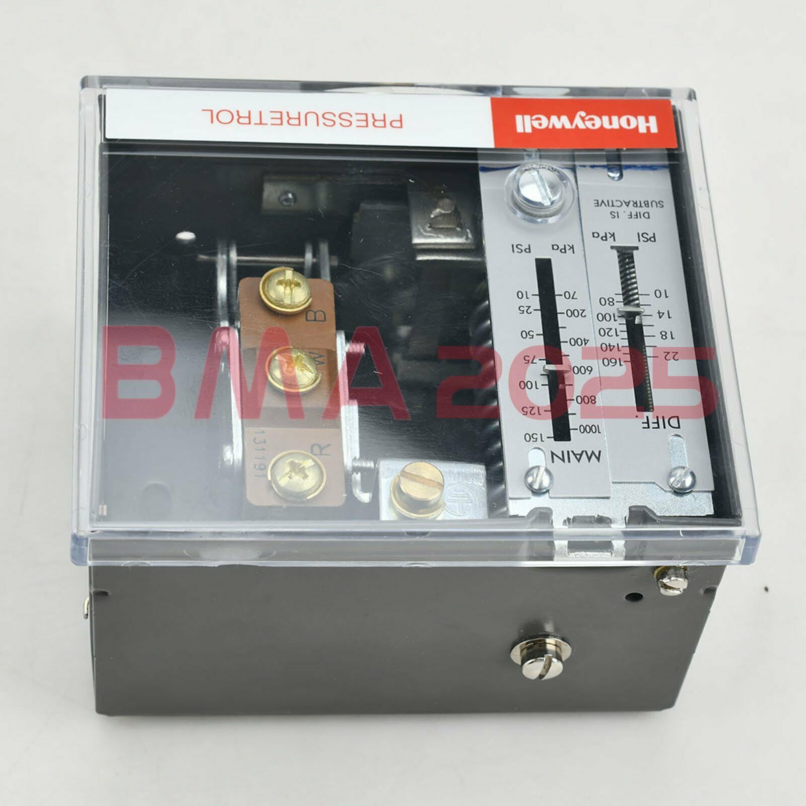 1PC New L404F 1102 Pressure switch 1 year warranty DHL free Ship L404F1102 HY9T