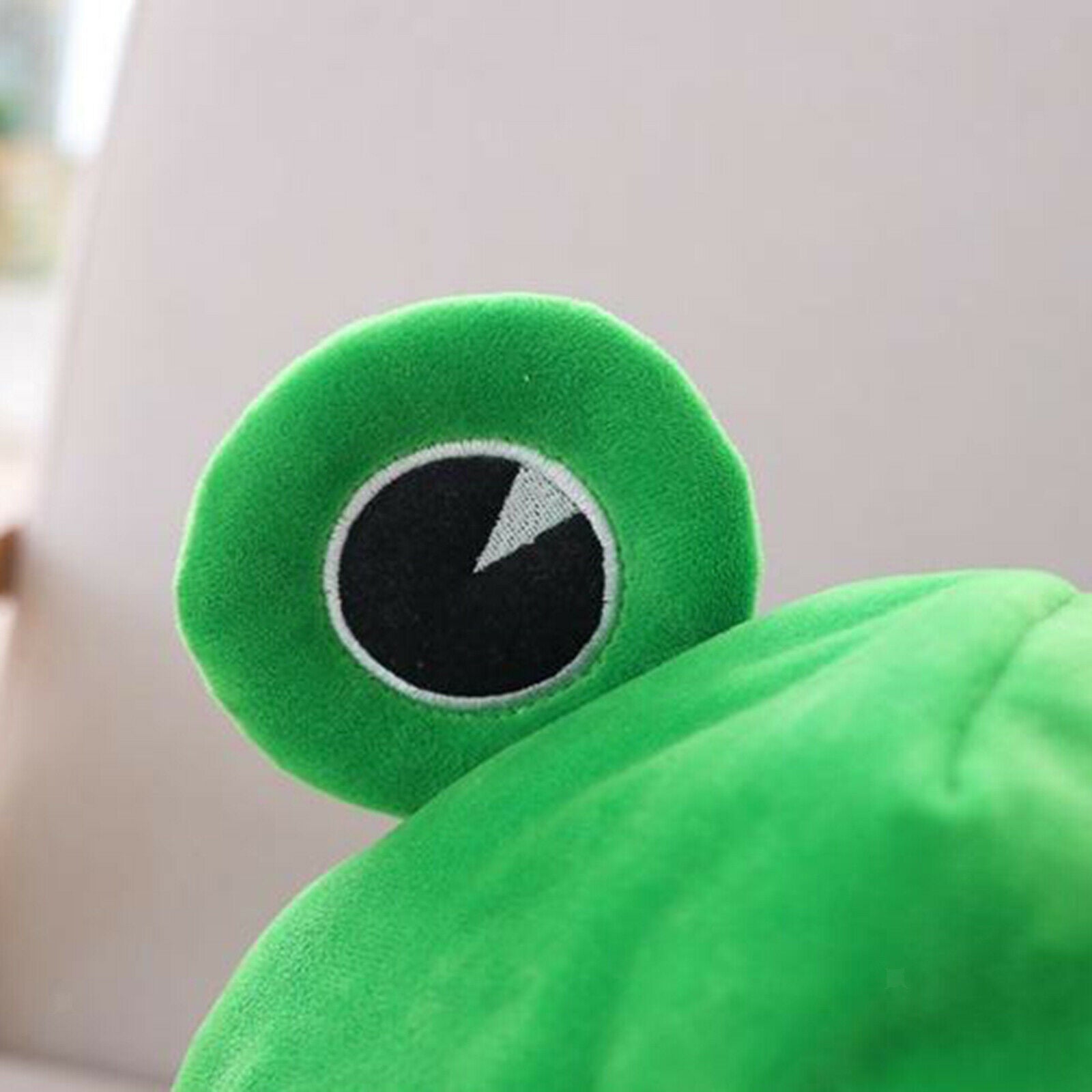 Funny Warm Plush Frog Earflap Hat Cute Dress up Costume Headgear Photo Props