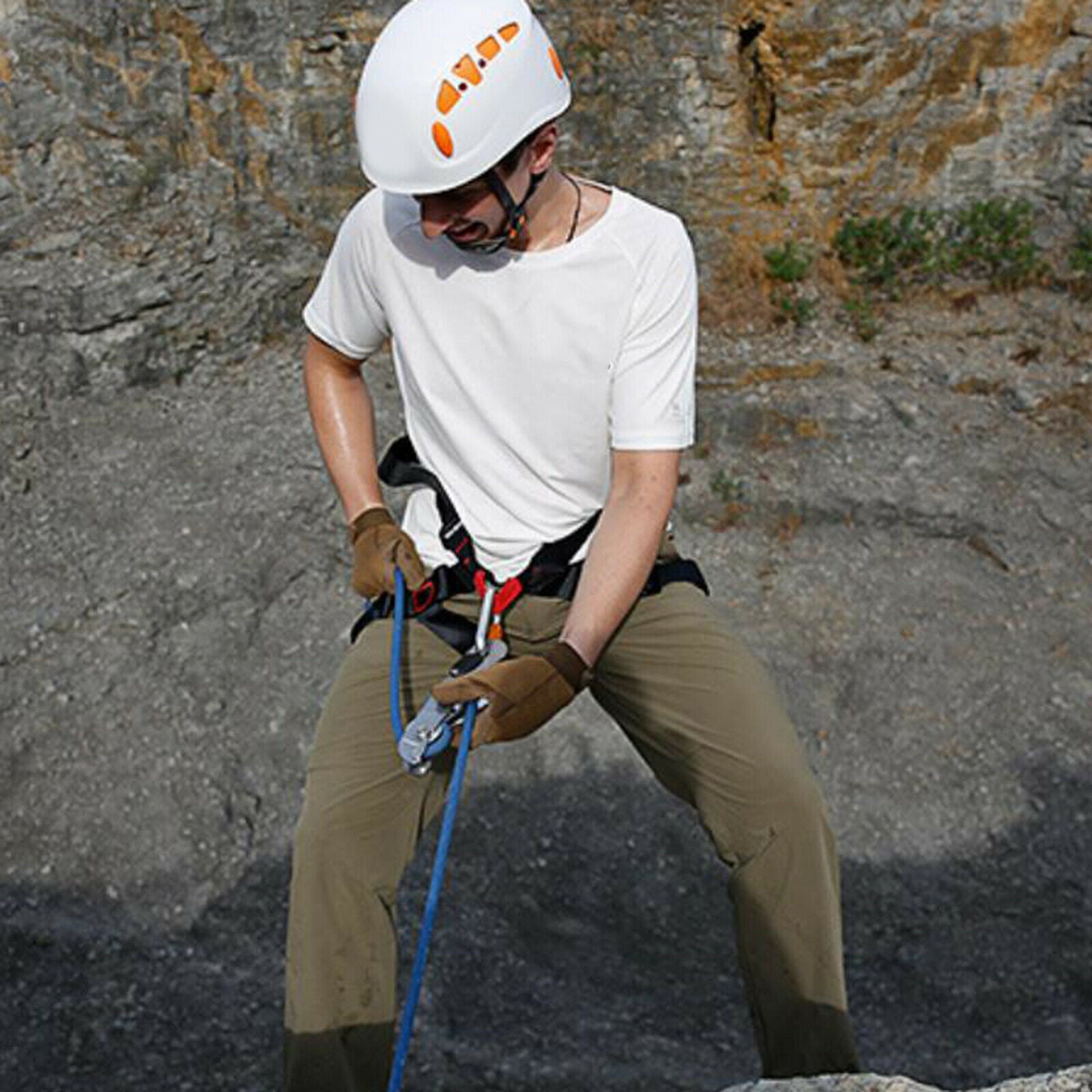 25KN Climbing Self Braking Descender Rappel Equipment for Ropes 9-12mm