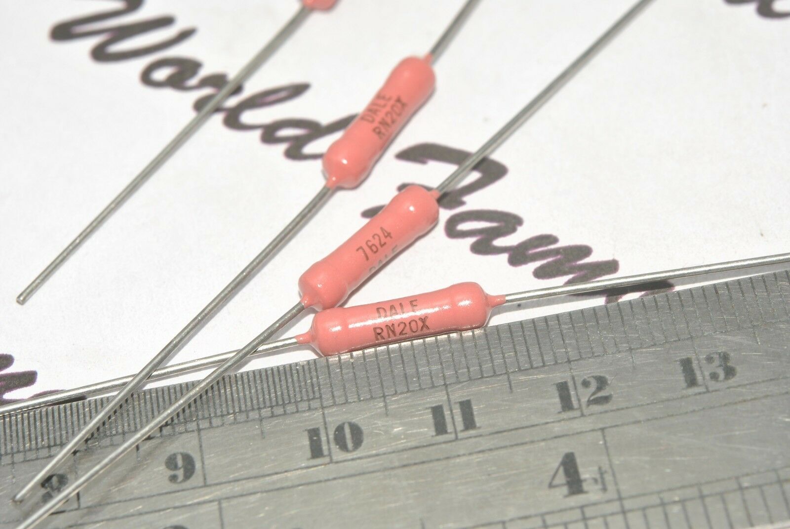 20pcs - DALE RN20X 1210F 121R (121 ohm) 1% Resistor - NOS