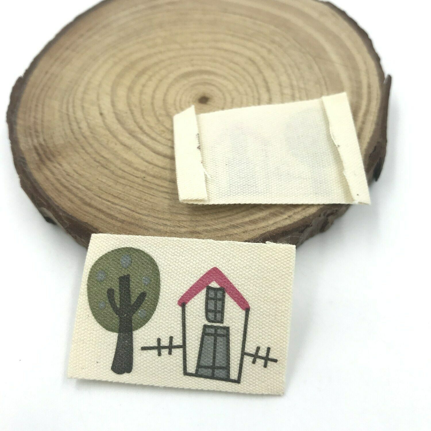 100pcs Clothing Cloth labels washable house tree pattern label sewing Accessory