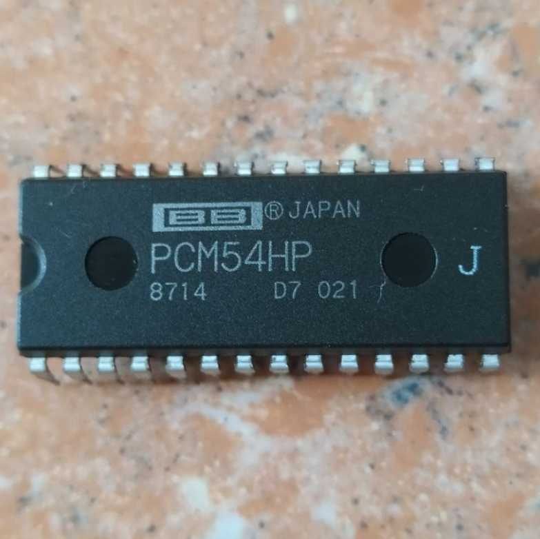 1PCS  IC BURR-BROWN(BB)/TI DIP-28 PCM54HP-J PCM54HPJ