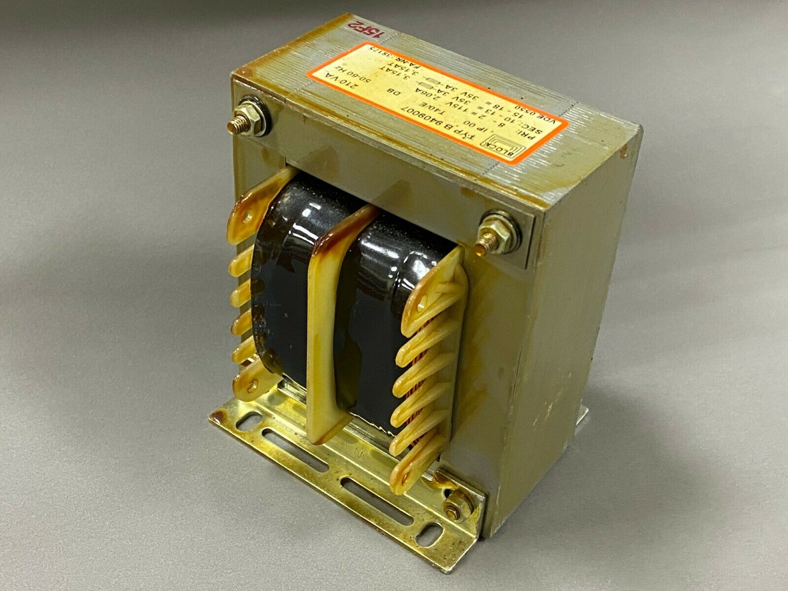 1pcs -BLOCK TYP B 9409007 210VA 115V/2.06A 35V/3A 35V/3A TRANSFORMER