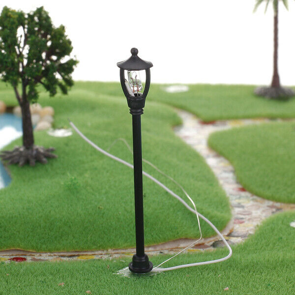 6cm Height 20Pcs Single Head Lamp Lamppost Light for Garden Park Scene 1/100