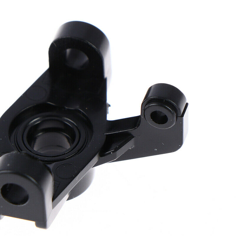2pcs/set Plastic RC Car Replacement Parts Front Hub Carrier For WLtoys 14.l8