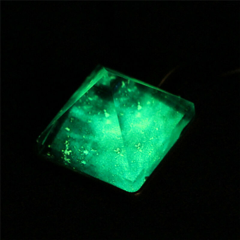 Pyramid Natural Luminous Beauty Pendant Fantasy Luminous Star Necklace Cool WDGR