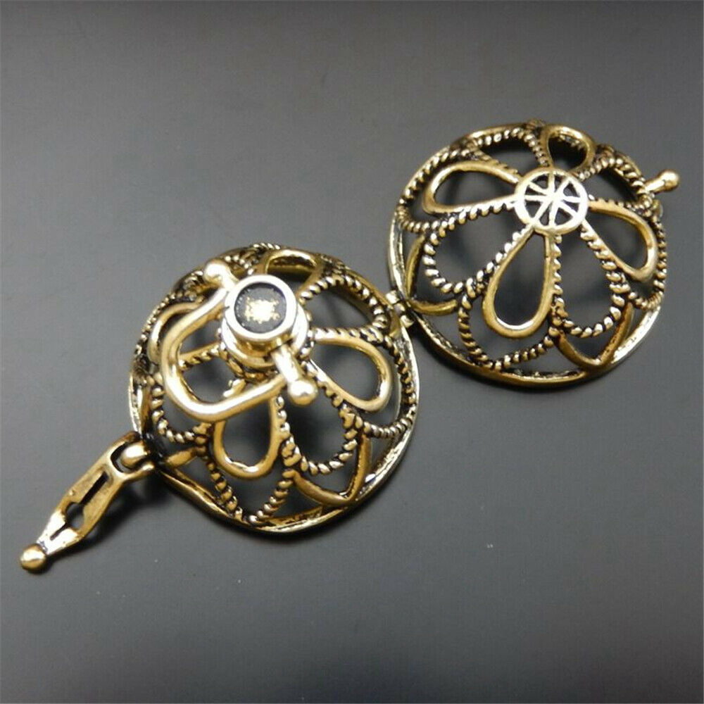 2 PCS Retro Bronze Round Hollow Flower Bola Ball Harmony Brass Locket 31*27*20mm