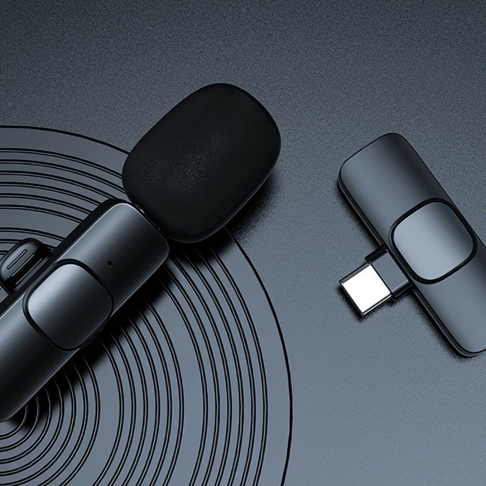 Universal Bluetooth Lavalier Microphone Mini Clip-On Microphone USB-C Plug &