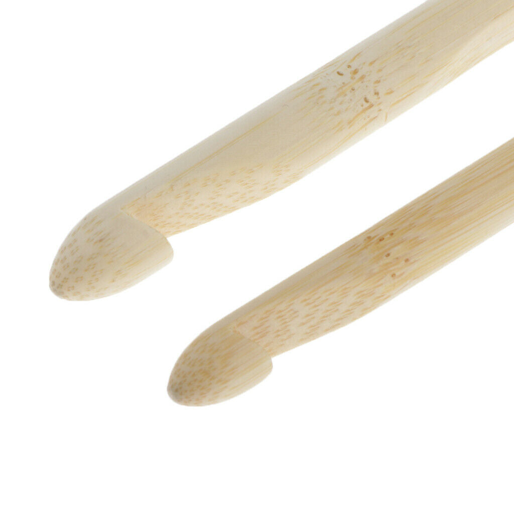 2x Wooden Crochet Hooks Needlework Chunky Yarn Needle DIY Crocheting for Adults