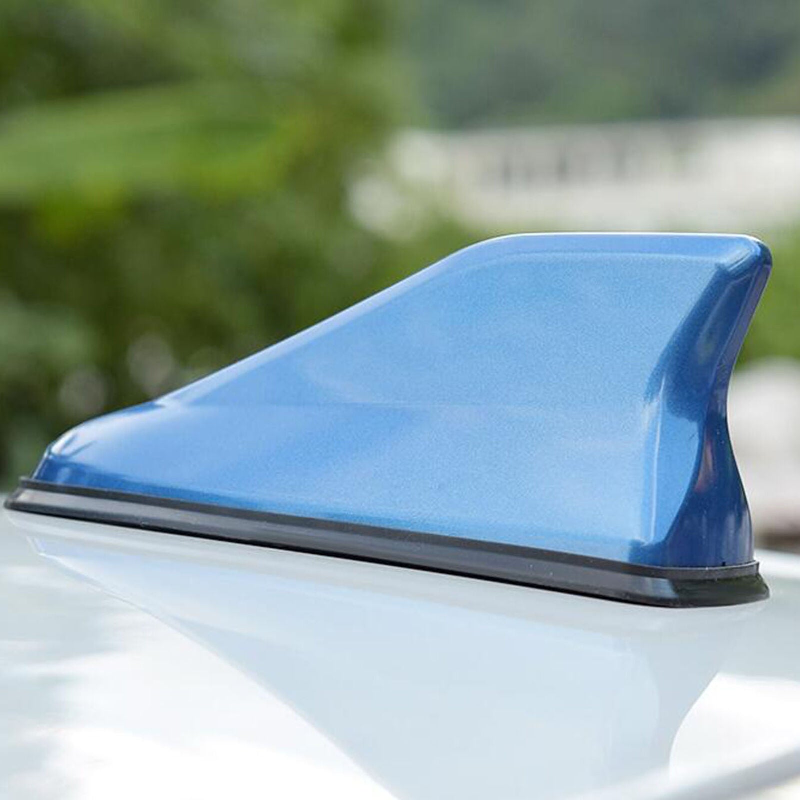 Universal Blue Car Shark Fin Roof Antenna FM/AM Radio Signal Waterproof Aerial