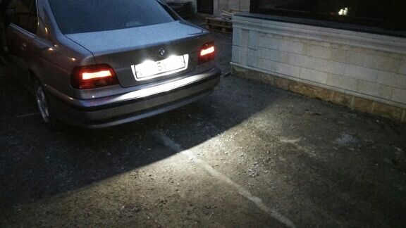 2x White 6 LED License Plate Light Screw Bolt-on Car Door Lamp for Car Truck Van