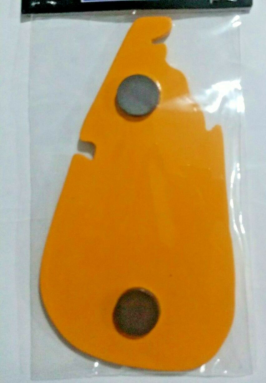 Wooden Fridge Magnet With Sri Lankan Traditional Representative With 2 Magnets
