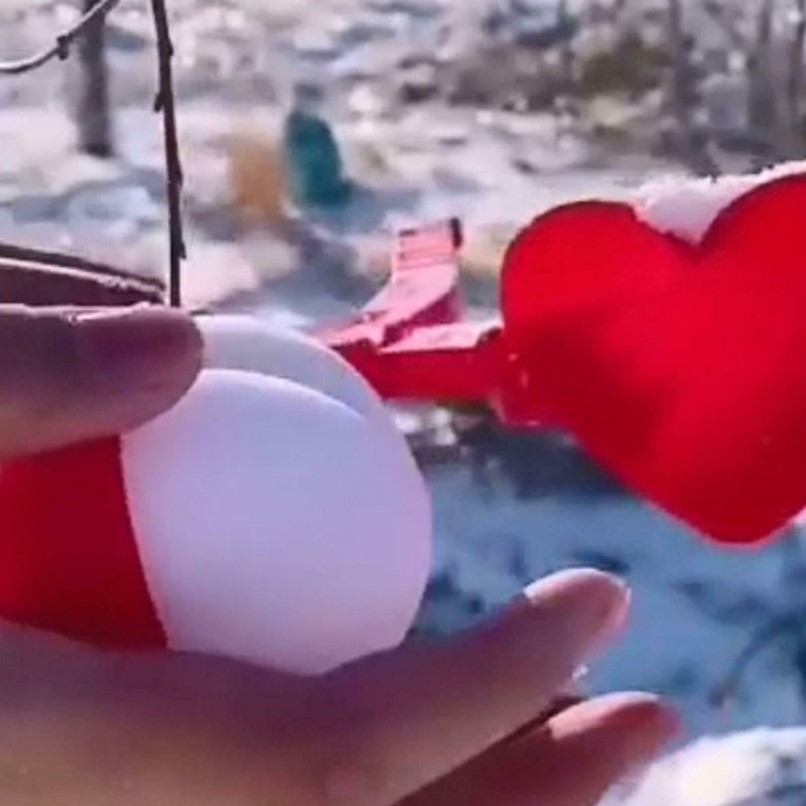 Heart Snowbal Maker Clips Kids Children Beach Snow Sand Mold Games Kid Gift