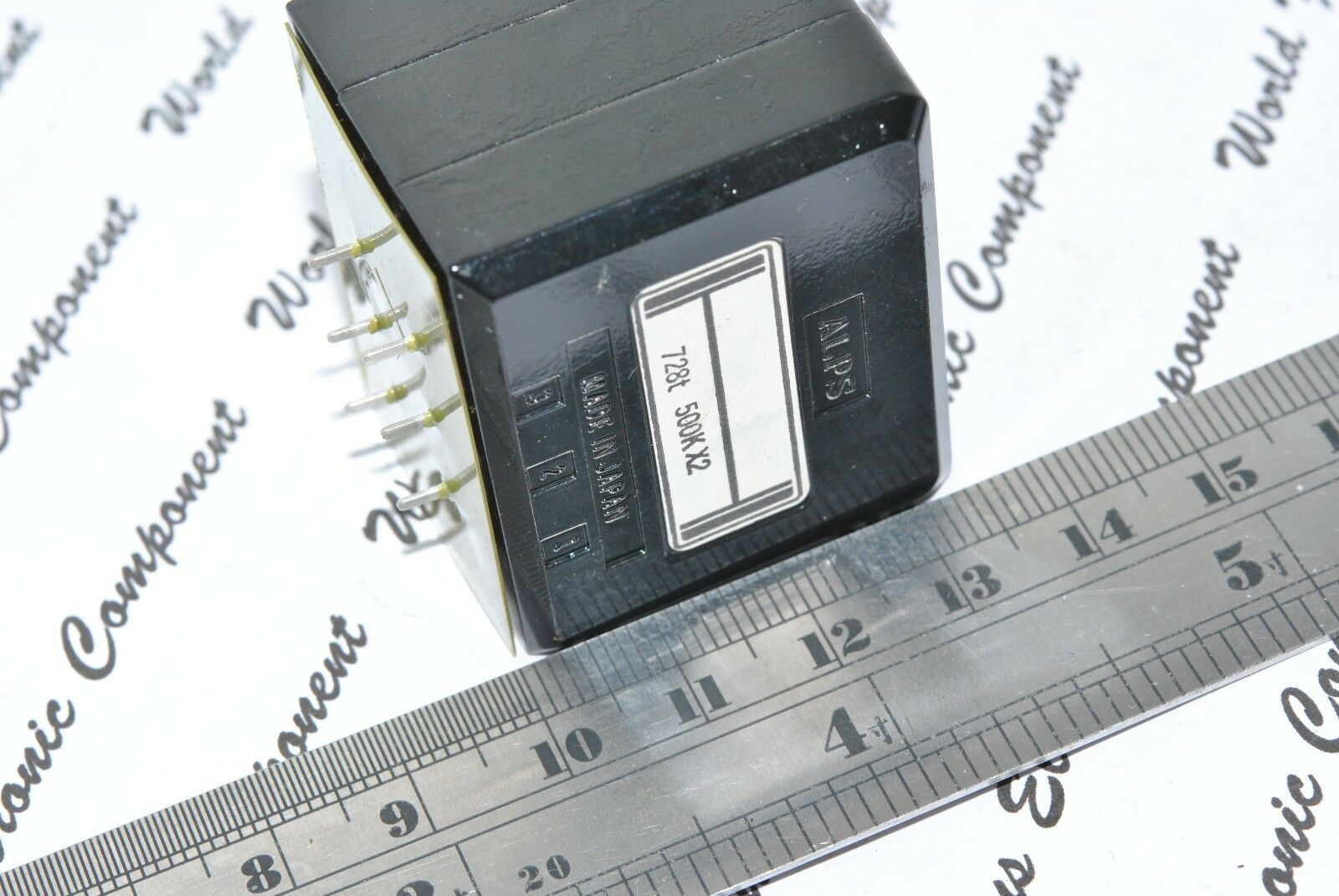 1pcs - ALPS RK40 500K Log Black Beauty Audio Potentiometer Round - 728t