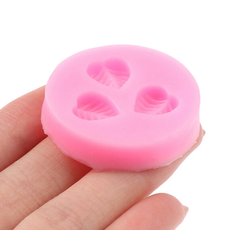 Three Little Leaves Shape Design Fondant Chocolate Silicone Mold DIY Cake.l8
