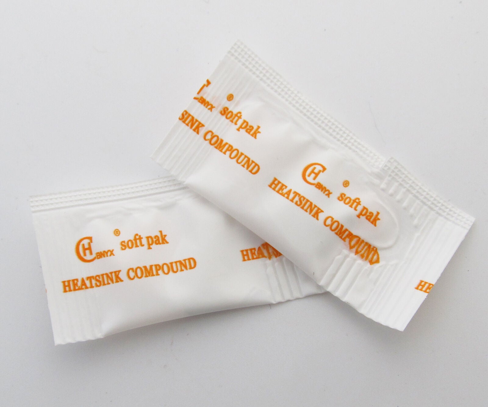 500pcs 0.5g White Conductive Thermal Heatsink Compound Silicone Grease Paste