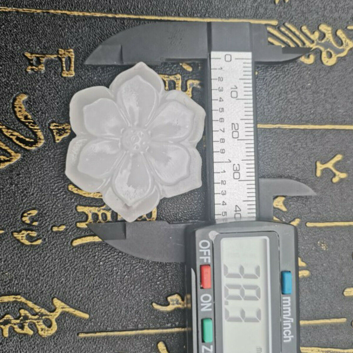 3pcs Natural Chinese White Jade Hand Carved Flower Lucky Pendant Jewelry Gift