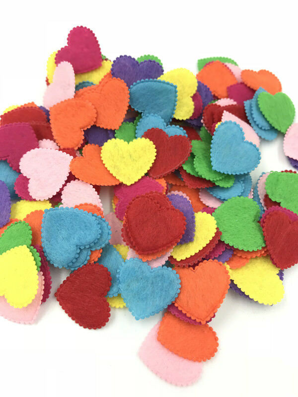 100pcs Mixed Colors Die Cut Felt Heart-shaped Fit Cardmaking decoration 20mm