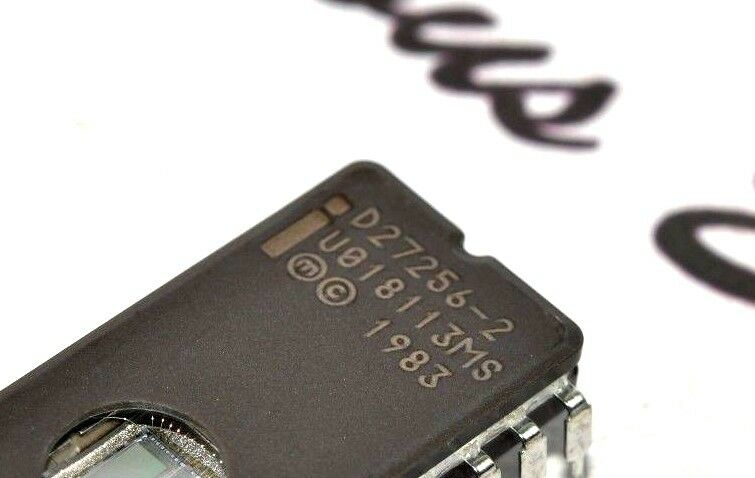 1pcs - INTEL U818113MS D27256-2 Integrated Circuit / IC - NOS