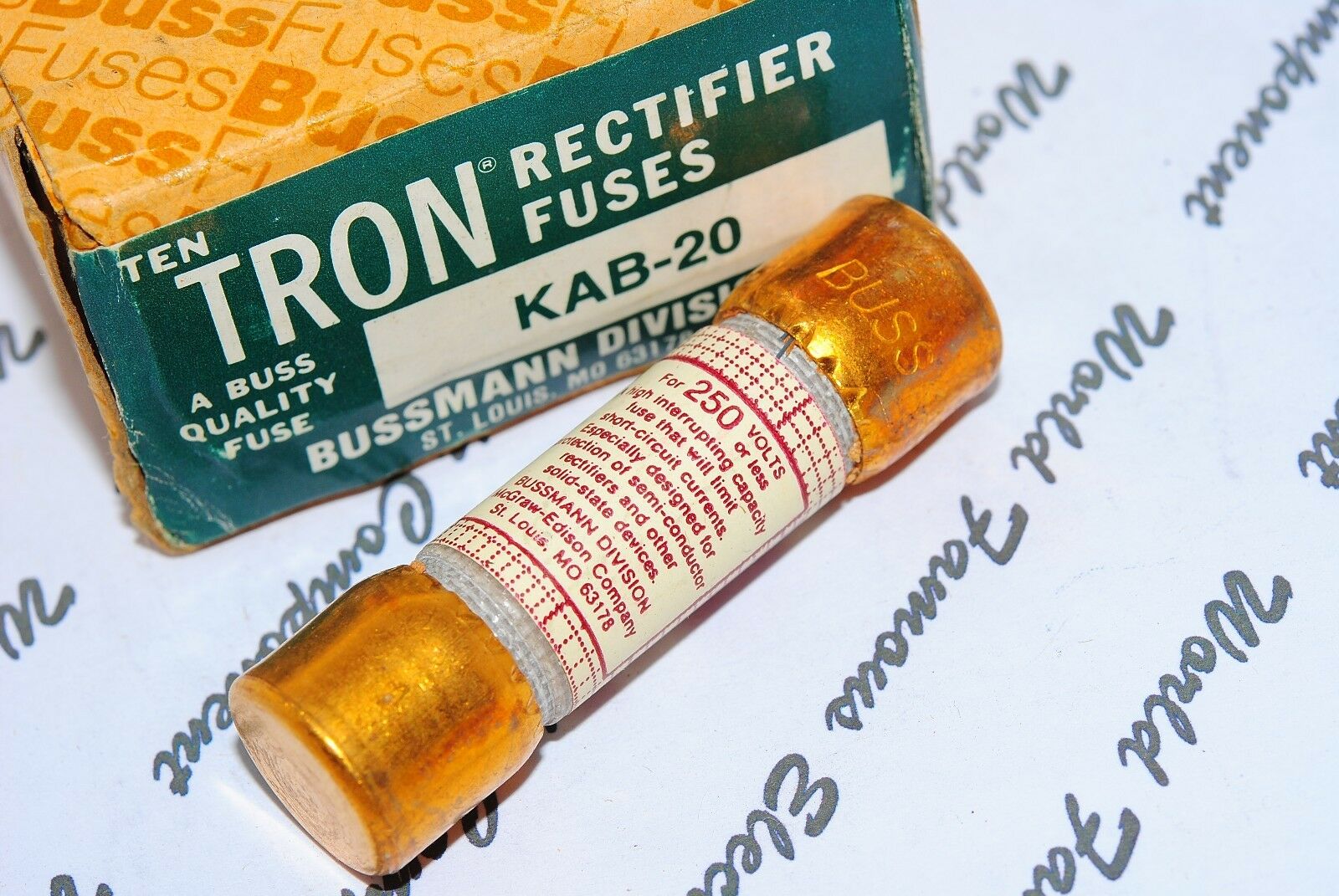 1pcs - BUSSMANN KAB-20 20A 20Amp TRON Rectifier Fuse