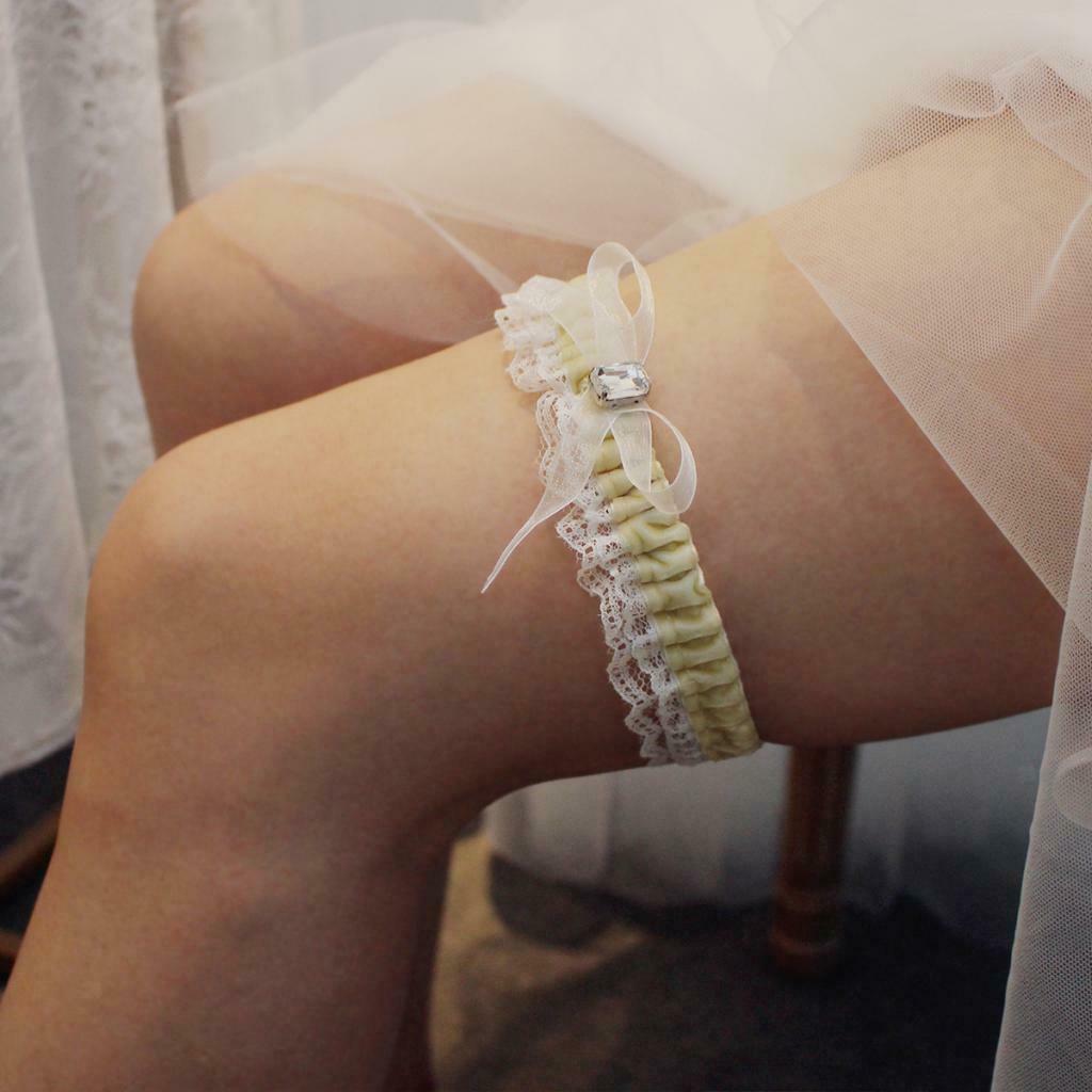 Womens Bridal Lace Leg Garter Belt Party Bowknot Thigh Strap Prom Costumes