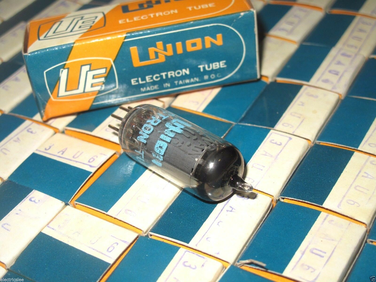 10pcs - 3AU6 UNION/UE Radio Vacuum tube NOS NIB