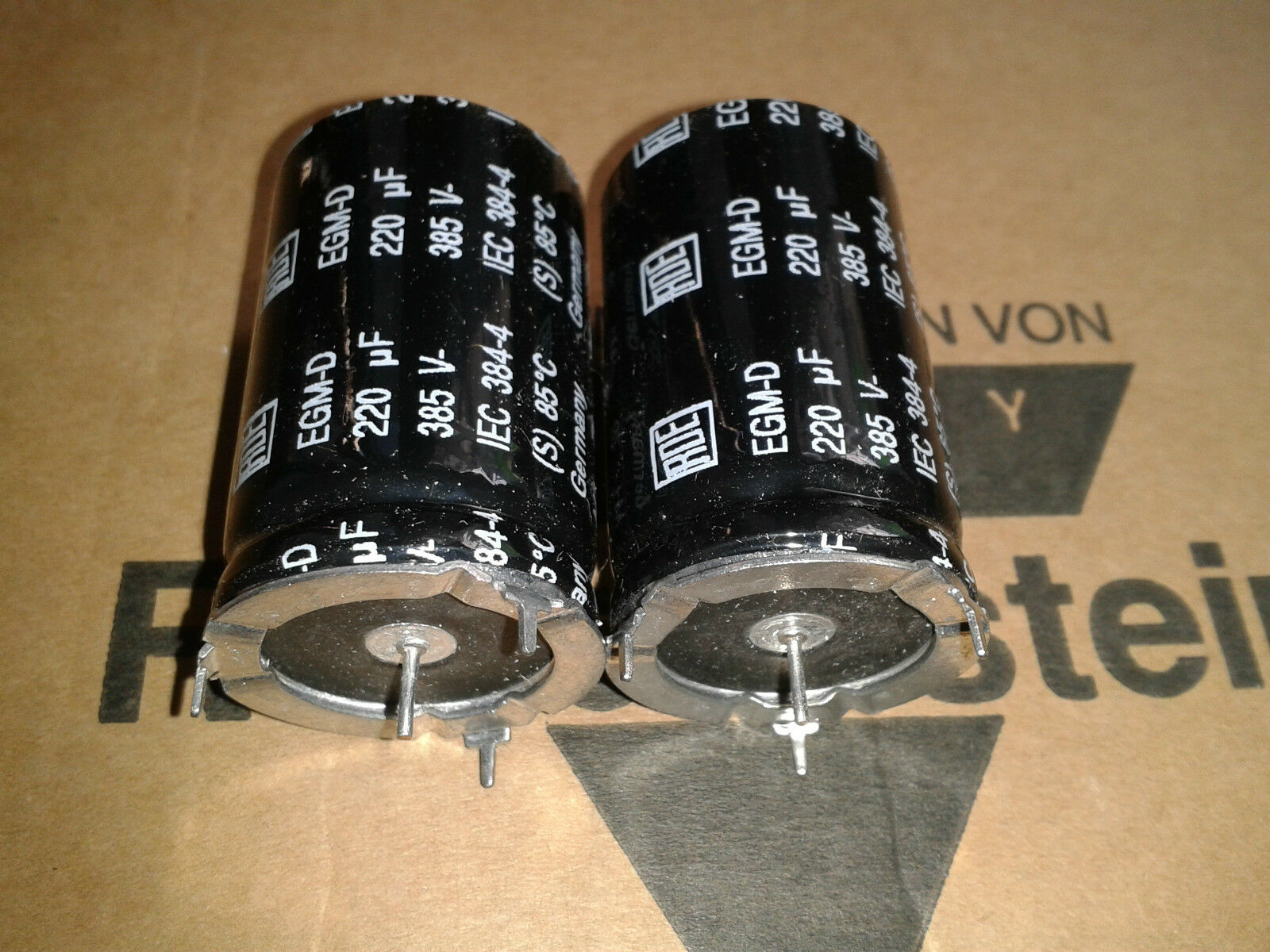 4pcs NEW ROE EGM-D 220uF 385V STAR LEG TUBE AMP HI_END AUDIO CAPS !