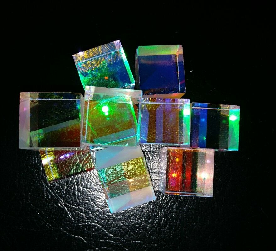 50pcs Defective Dichroic Cube Beam Splitter Glass Prism Teaching DIY Decoration